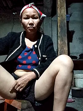 TinTin321 online show from 11.04.25