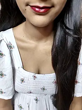 Snapshot of Indian-Aleena chatting on 10.18.25 Indian-Aleena online show from 10.18.25