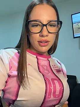 AlessiaaRuso1 online show from 06.24.26
