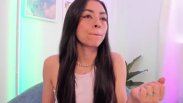 canelleGarces online show from 10.10.25