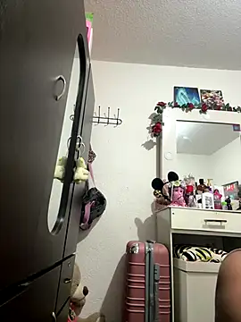 saranghae  online show from 10.18.25