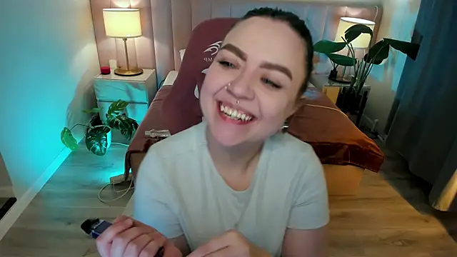 ashton heidii online show from 04.12.26