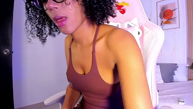 Ayleen Dunkan online show from 10.31.25