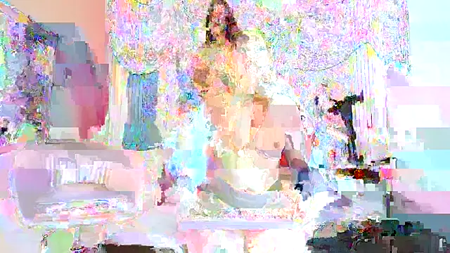 Snapshot of MIIRANDAHOT chatting on 10.21.25 MIIRANDAHOT online show from 10.21.25