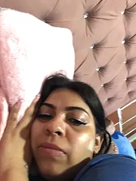 Rachellcooperrr online show from 06.17.26