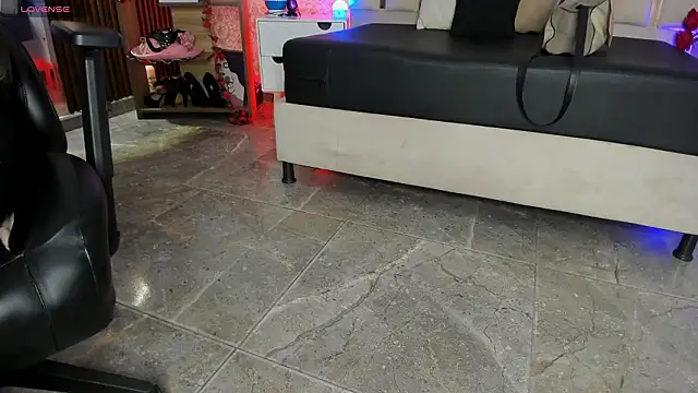 BLUE TAY1 online show from 02.18.26