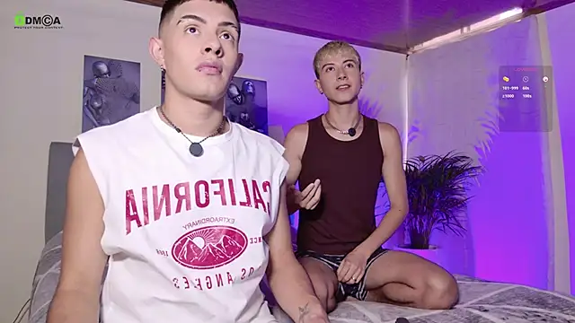 Snapshot of tivendann chatting on 10.24.25 tivendann online show from 10.24.25