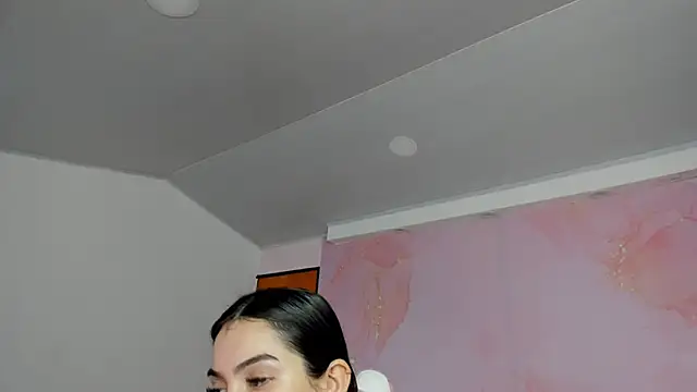 milk candy18 online show from 09.28.25