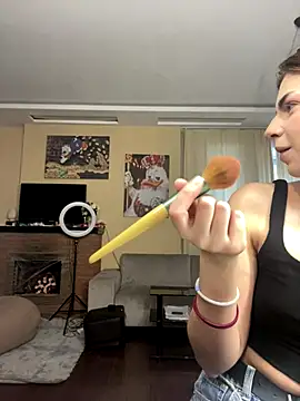 Snapshot of Miranda_Kerry chatting on 11.05.25 Miranda Kerry online show from 11.05.25