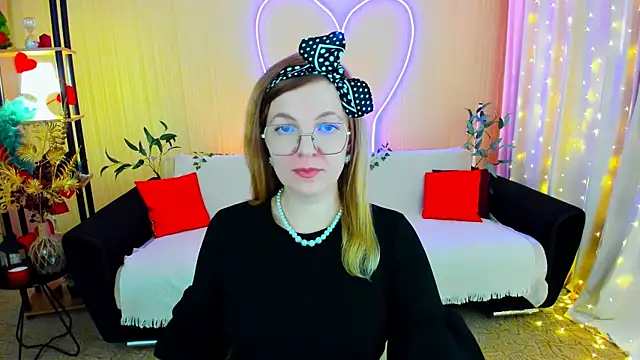 YourUniverser online show from 04.09.26