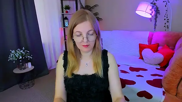 YourUniverser online show from 07.20.26