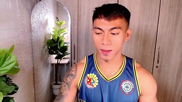 PinooyMilker online show from 11.04.25