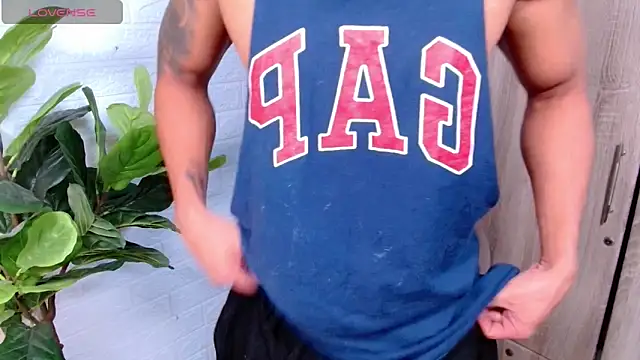 PinooyMilker online show from 01.05.26