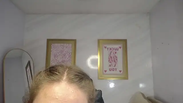 Snapshot of Luna_Star_v chatting on 11.02.25 Luna Star v online show from 11.02.25