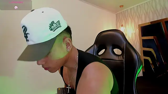 Draven Marceaux online show from 10.04.25