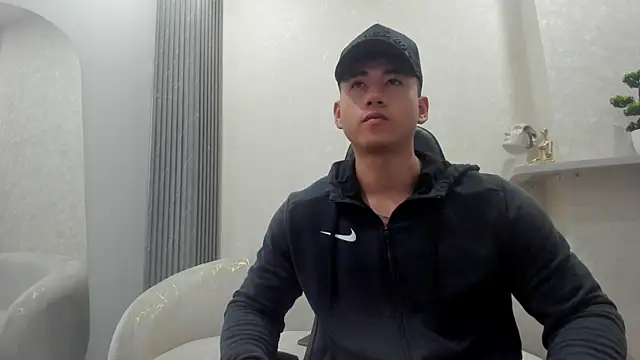 Snapshot of Draven_Marceaux chatting on 06.22.26 Draven Marceaux online show from 06.22.26