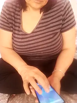 Snapshot of zerdaliii chatting on 04.15.26 zerdaliii online show from 04.15.26