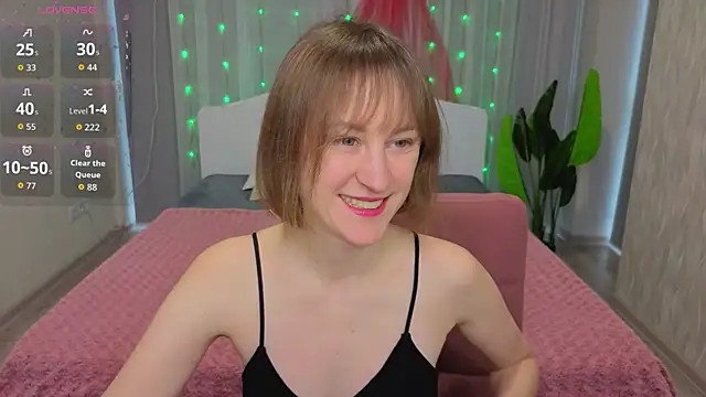 LuluChiiii online show from 01.08.26