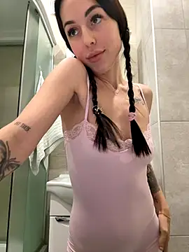 SakuraSara online show from 11.09.25