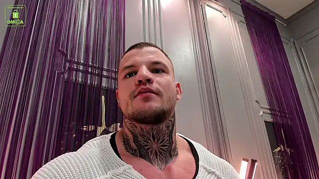 Snapshot of OliverSport chatting on 01.22.25 OliverSport online show from 01.22.25