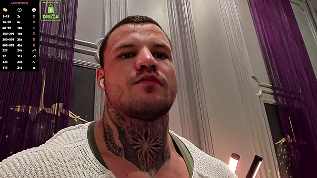 Snapshot of OliverSport chatting on 11.07.25 OliverSport online show from 11.07.25