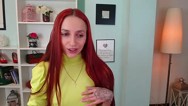 Julia Jae online show from 09.26.25