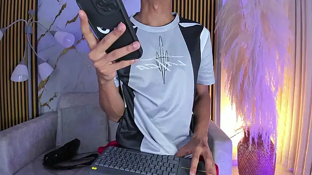 JulienSaint online show from 03.07.26