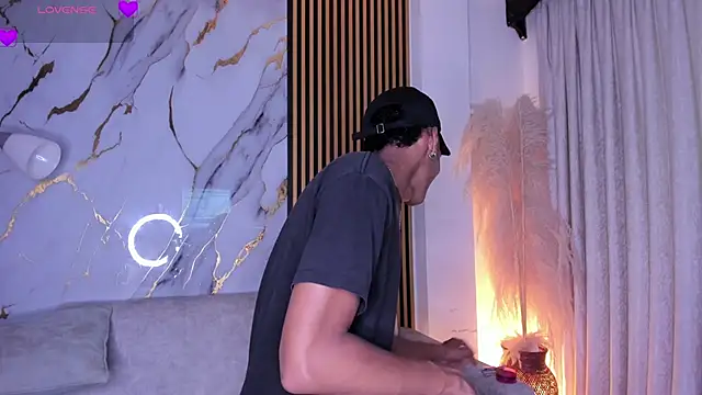 JulienSaint online show from 03.08.26