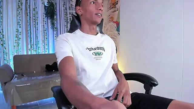 JulienSaint online show from 05.15.26