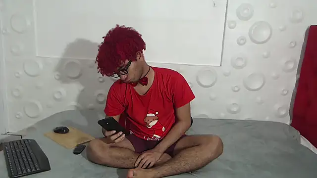 Snapshot of felipecams123 chatting on 11.12.25 felipecams123 online show from 11.12.25