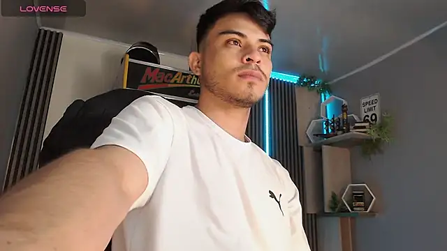 Bastian MCcormick online show from 10.08.25