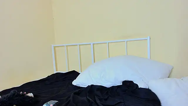 Naughty Angelll online show from 10.16.25