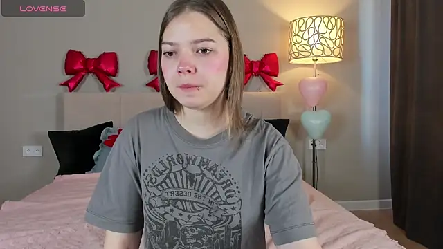 patriciapink online show from 02.13.26