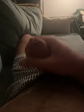 Bigtitsloveshow online show from 10.28.25