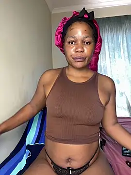 Kikie23 online show from 04.02.26