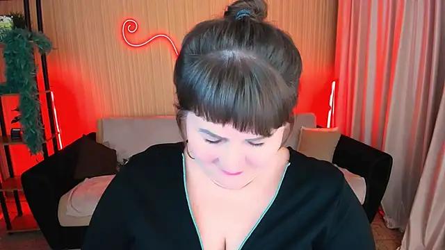 CrystaalStaar online show from 10.21.25