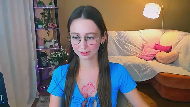 YourLovellyStory online show from 09.12.25