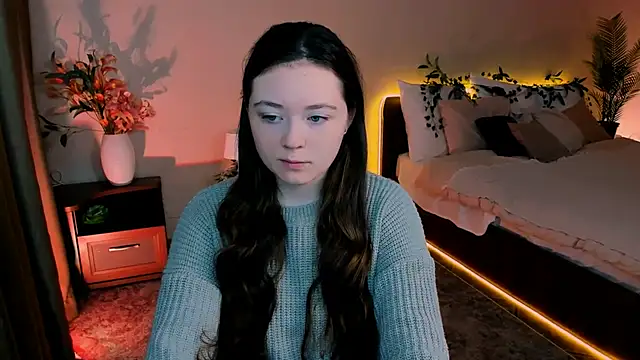 AlluringLookk online show from 09.14.25