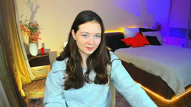 AlluringLookk online show from 11.06.25