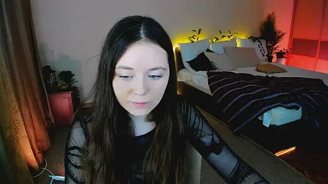 AlluringLookk online show from 02.08.26