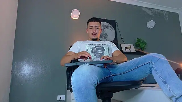 MrFox   online show from 11.01.25