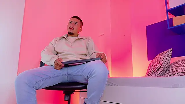 MrFox   online show from 02.20.26