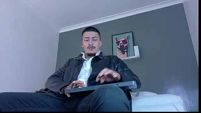 MrFox   online show from 04.04.26