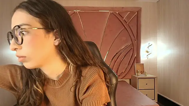 Snapshot of Emilia_Bons chatting on 01.19.26 Emilia Bons online show from 01.19.26