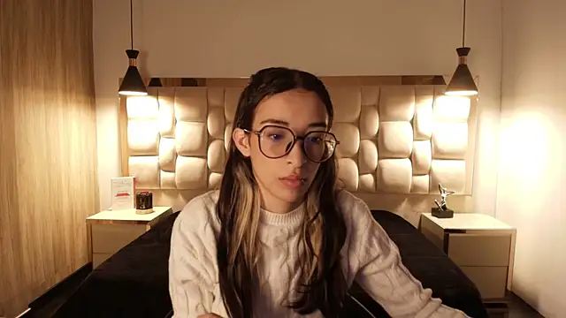 Snapshot of Emilia_Bons chatting on 02.09.26 Emilia Bons online show from 02.09.26