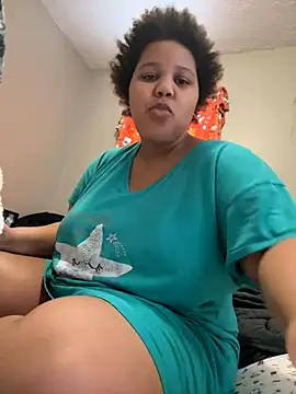 chocolate bella online show from 11.30.25