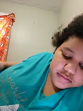 chocolate bella online show from 12.20.25