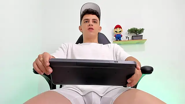 Mikecooper online show from 10.12.25