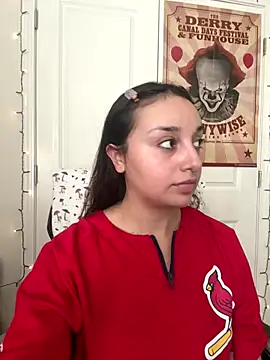 Snapshot of CharmingMaddie chatting on 01.07.26 CharmingMaddie online show from 01.07.26