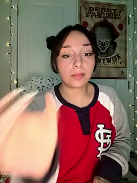 Snapshot of CharmingMaddie chatting on 01.08.26 CharmingMaddie online show from 01.08.26